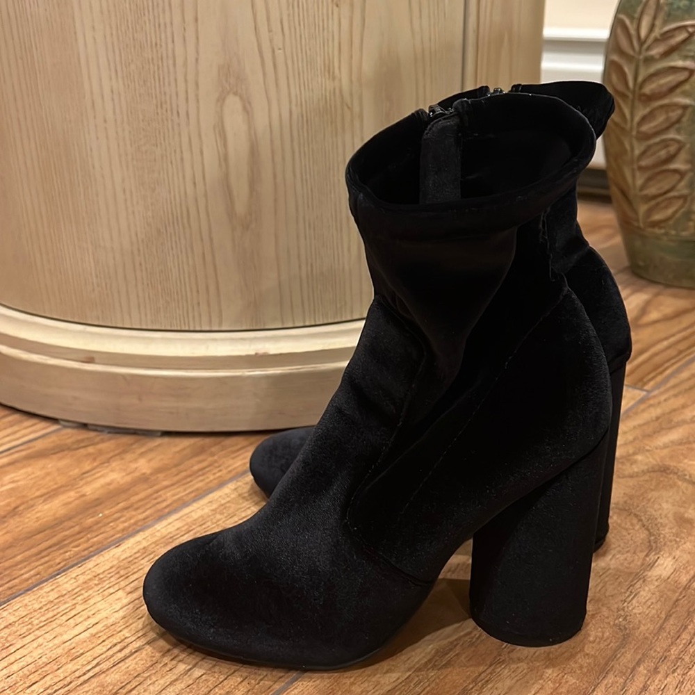 Steve Madden Booties